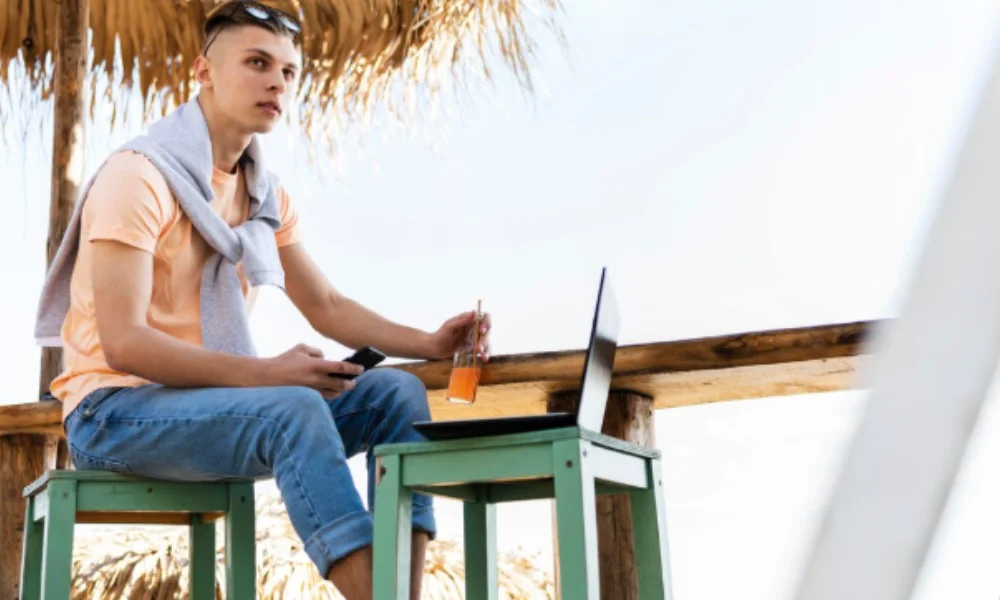 Digital Nomad Life and Long-Term Travel
