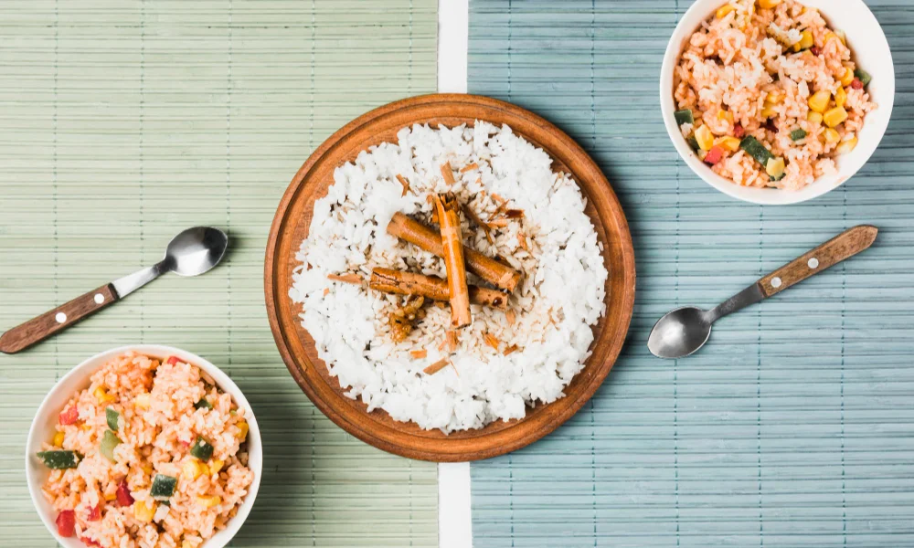 A wooden plate of white rice-healthy rice cooker