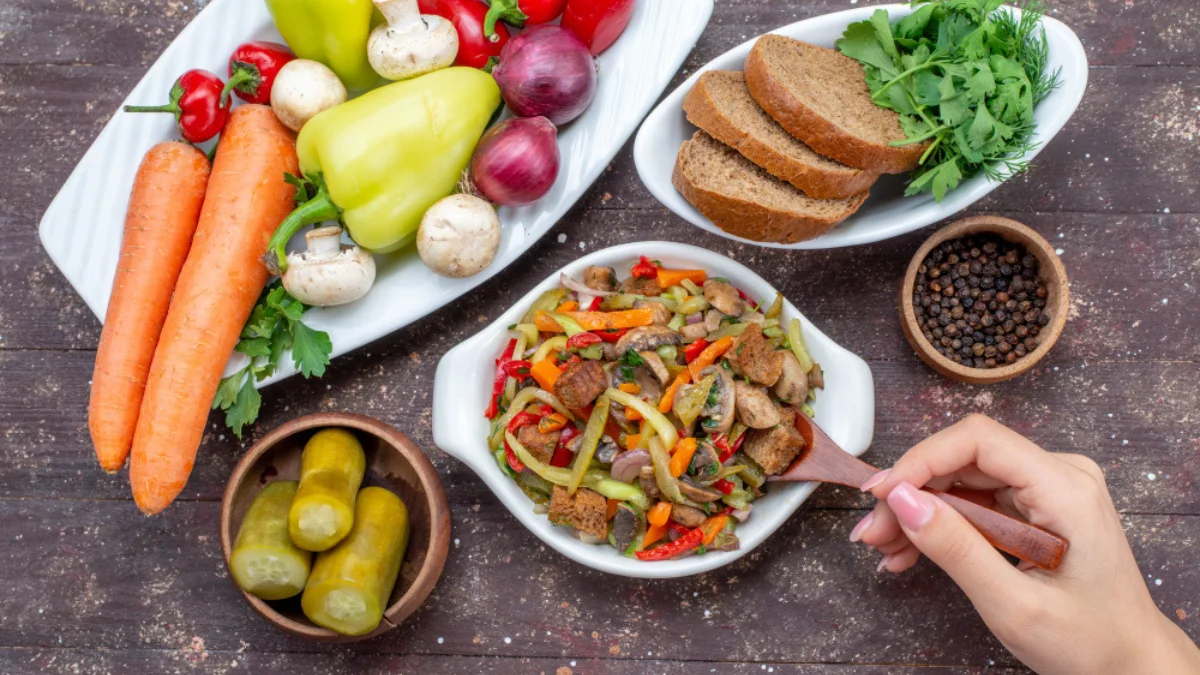 colorful vegetable stir-fry with bread.